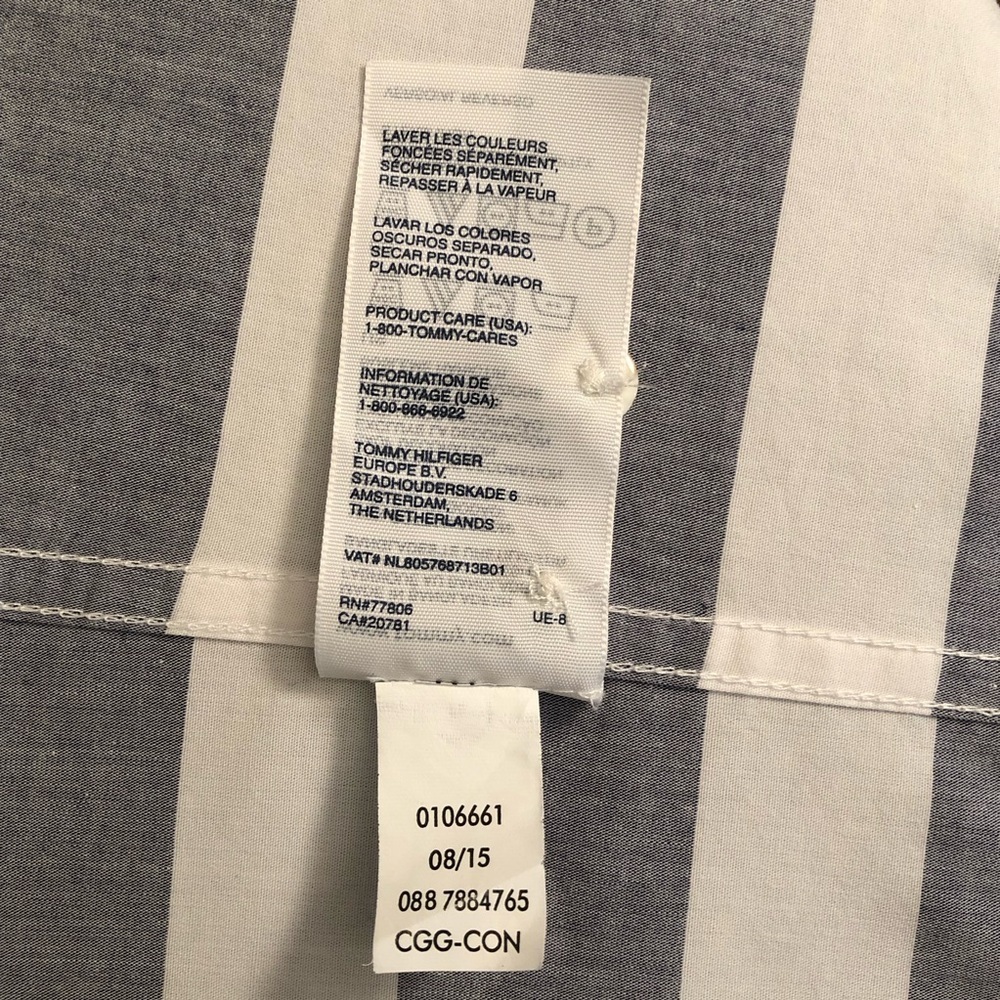 Tommy Hilfiger Men's White and Gray Striped Shirt
Size L - Picture 5 of 6